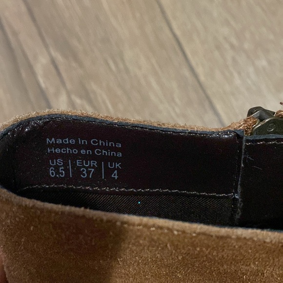 Genuine Suede Aldo Brown Zip Up Ankle Boot size 6.5 - Picture 2 of 6